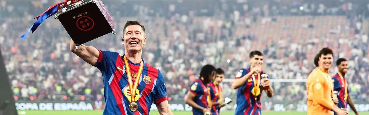 开云娱乐-阿斯：巴萨尚未就莱万的未来做出决定，但不排除与其续约