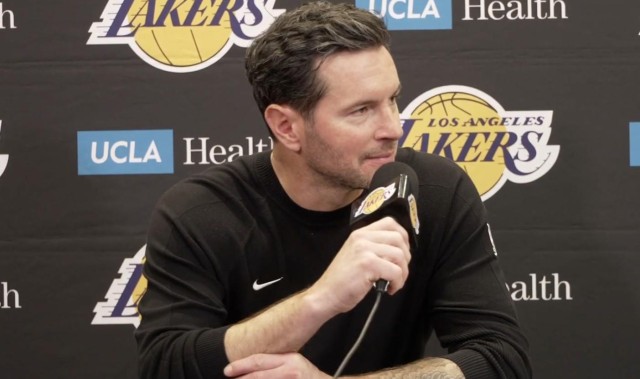 开云娱乐-雷迪克：东契奇绝杀是个伟大的时刻；从没见过詹姆斯如此飞身救球